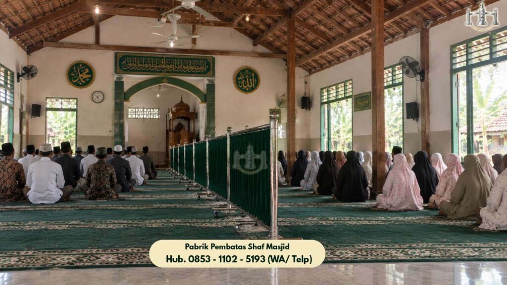 Pembatas Shaf Masjid Koja